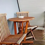 Ferienwohnung Mit Balkon Am Bodstedter Bodden Apartmán *